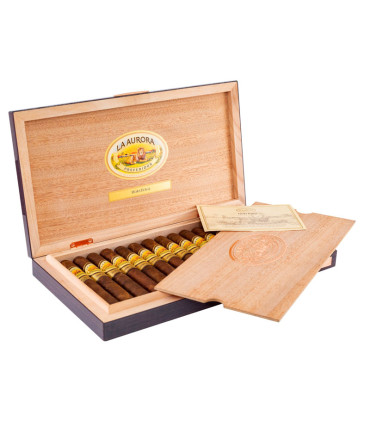 La Aurora Preferidos Hors D\'Age 2021 Box 15 szál